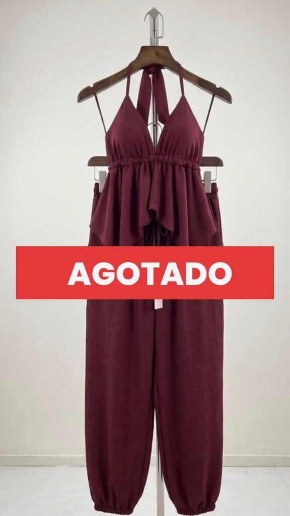 Conjunto burdeos