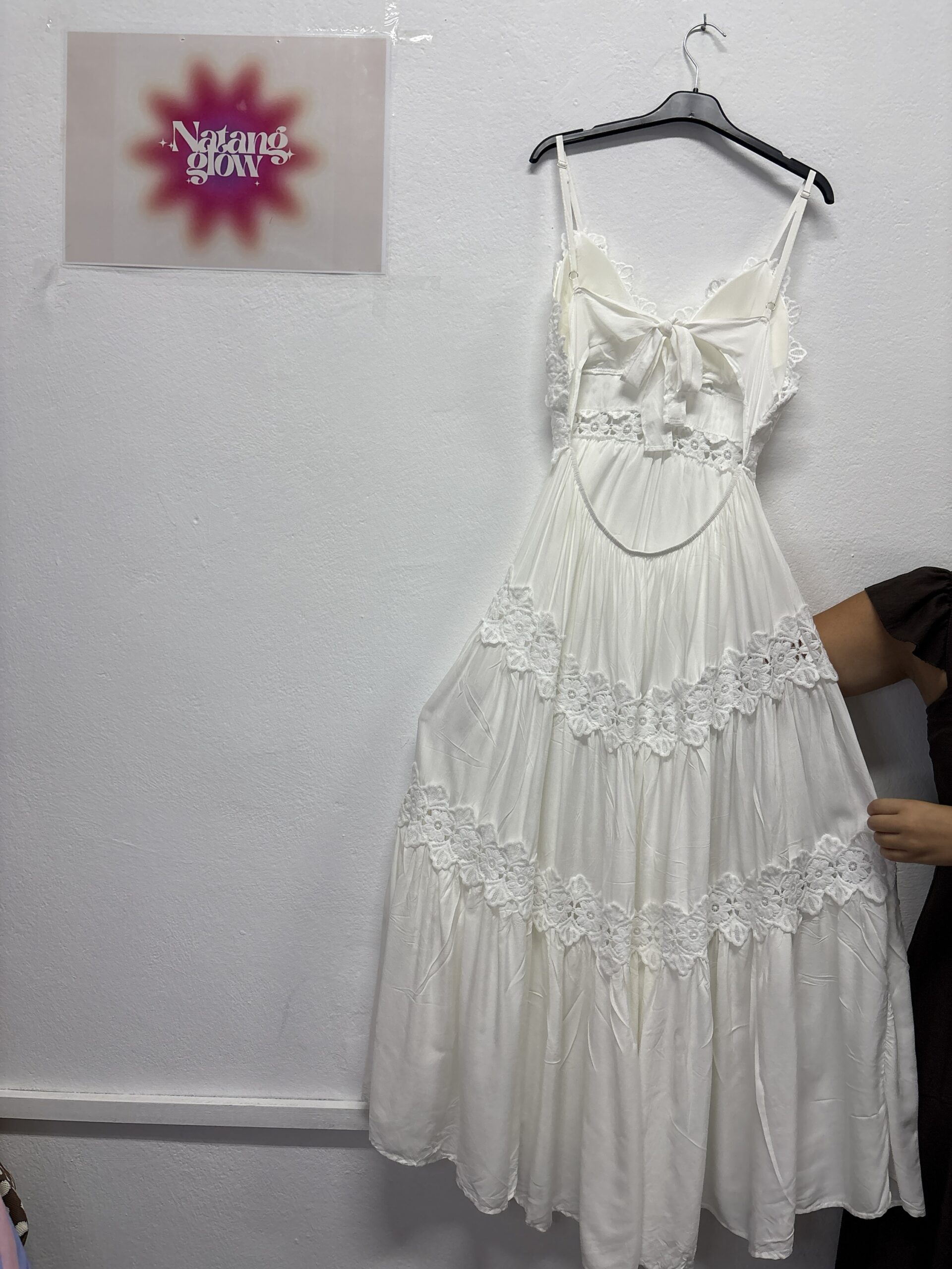 Vestido blanco largo boho con encaje - Imagen 3